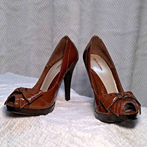 Delicious Heels Size 7.5 - Picture 4 of 12